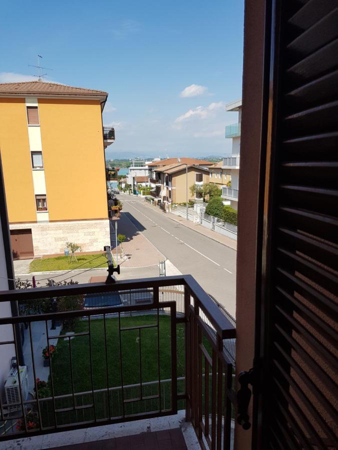 Monolocale A Peschiera Del Garda Vista Lago 아파트 외부 사진